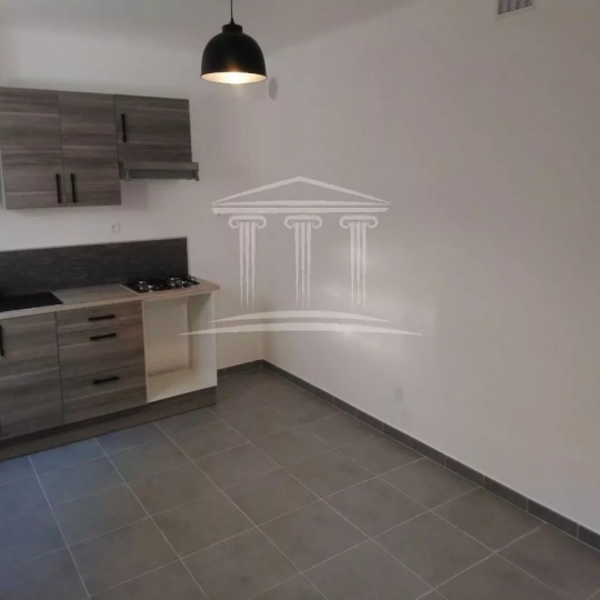  Annonces CARPENTRAS : Appartement | SORGUES (84700) | 31 m2 | 540 € 